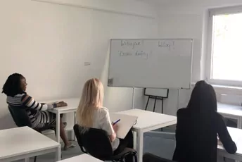 Business Englischkurs in Sprachschule Aktiv Wien Business Englischkurs in Sprachschule Aktiv Wien